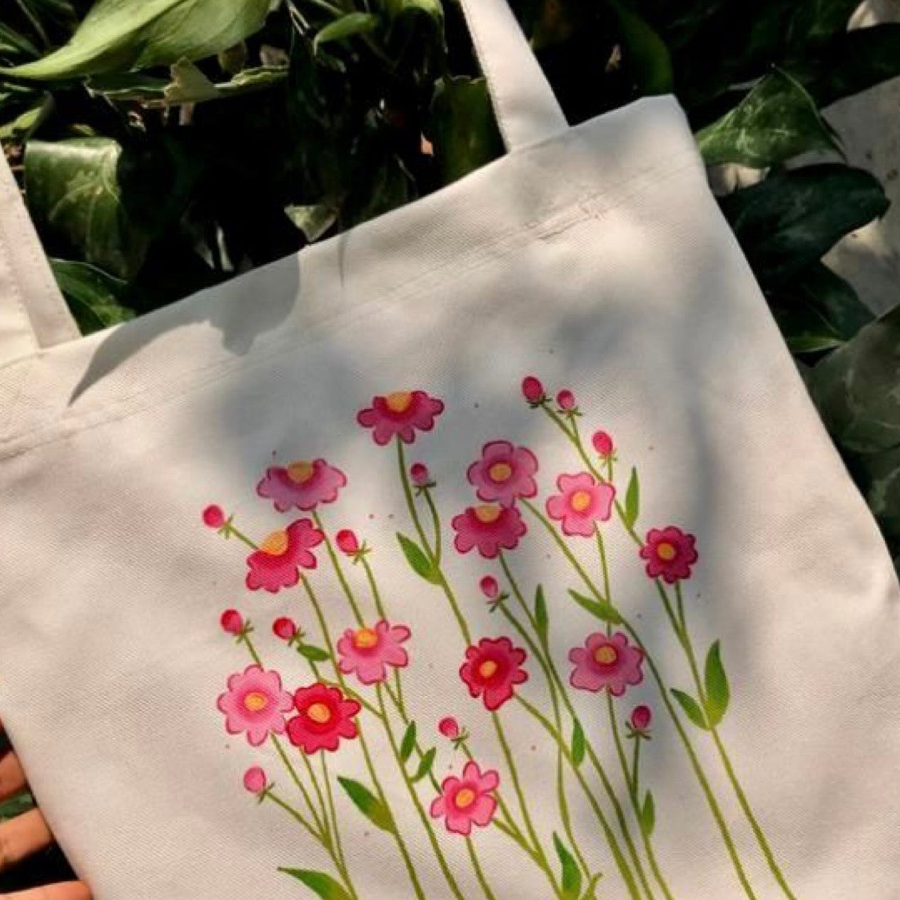 Pittura su Tote Bag a Meraviglioso - 25€