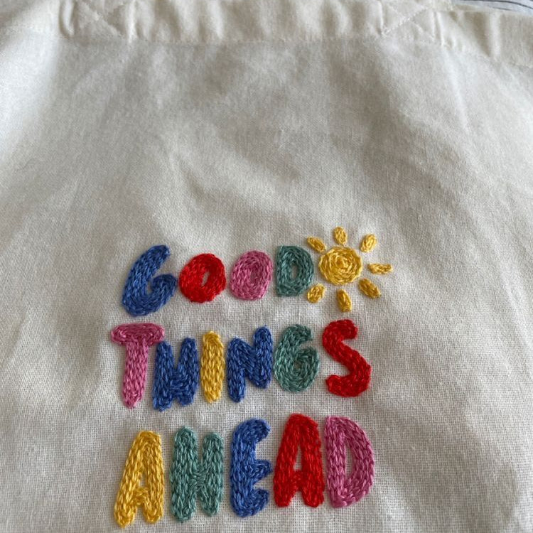 Ricamo su totebag da Cosmico - 42€